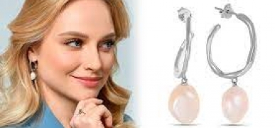 Сияние на локонах. Изысканные украшения, идеально подходящие для блондинок