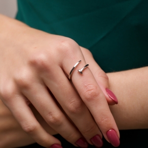 Срібна каблучка "Цвях"