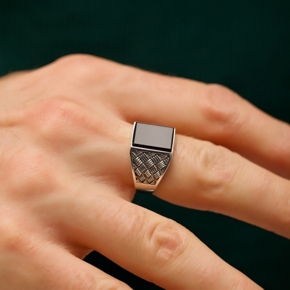 Серебряный перстень &amp;quot;Оникс&amp;quot; - 5