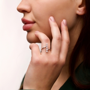 Срібна каблучка "Сафіра"